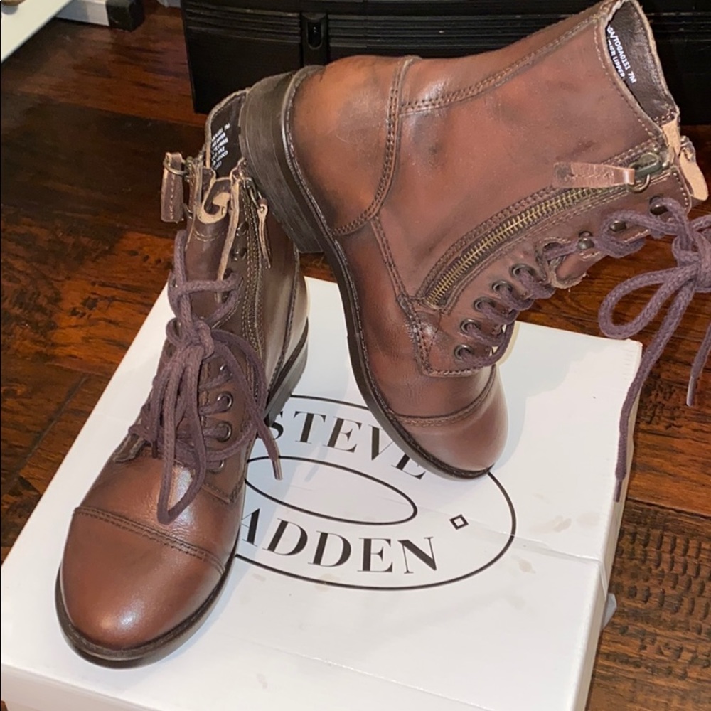 Steve Madden Brown Toga Boots